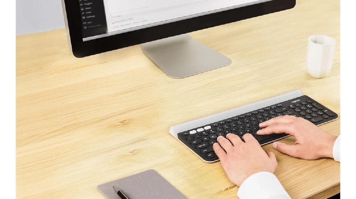 LOGITECH K780 Clavier sans fil