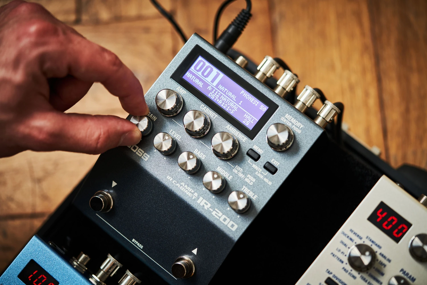Boss IR-200 Amp & IR Cabinet