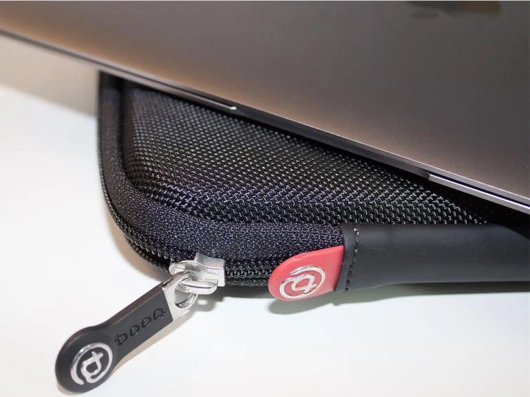 booq Viper Hardcase pour MacBook Air 2G 11,6 pouce & MacBook 12 pouces