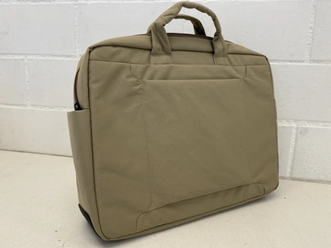 TUCANO Piuma Slim Laptoptasche MacBook 15.4"