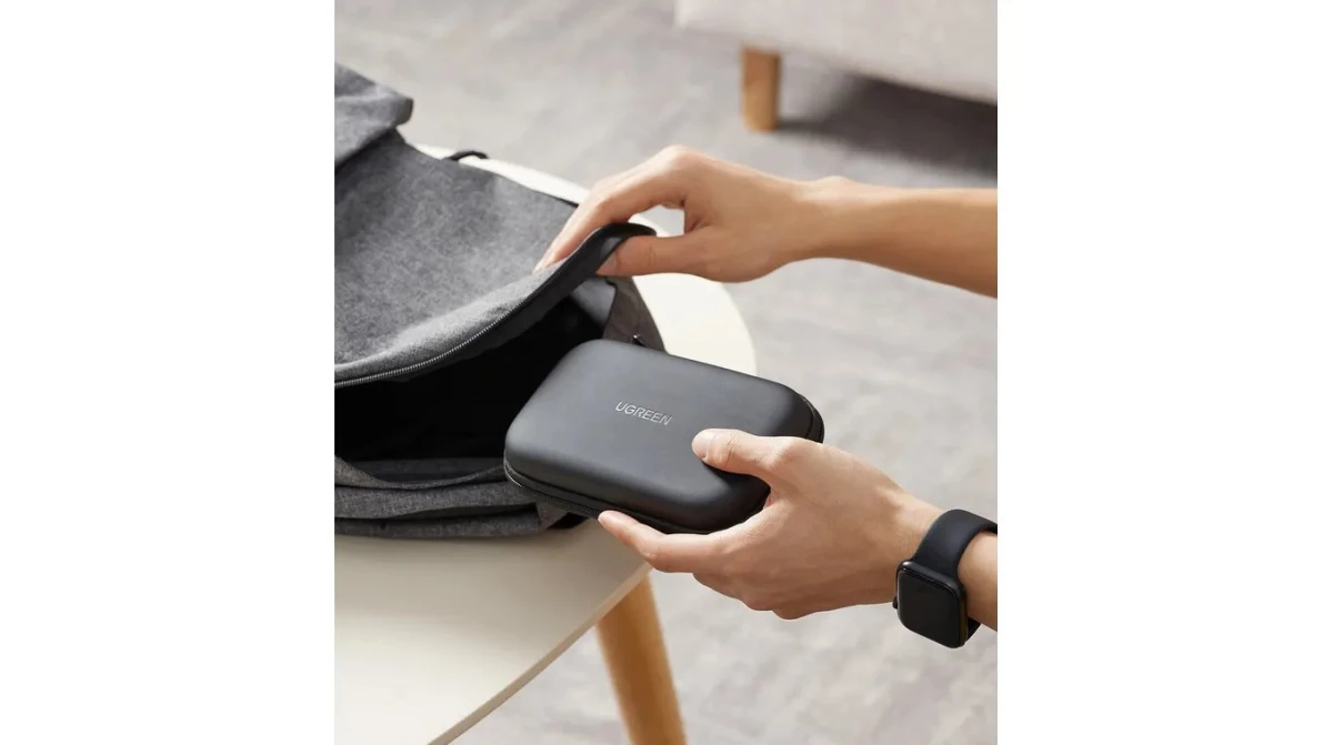 UGREEN Hard Drive Case - Storage Bag