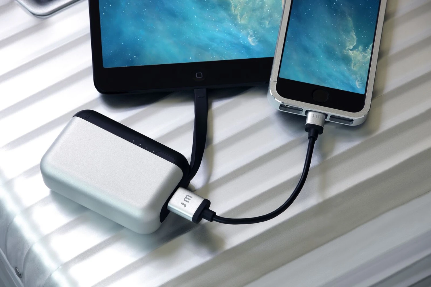 Just Mobile TopGum batterie 6'000 mAh avec station de charge