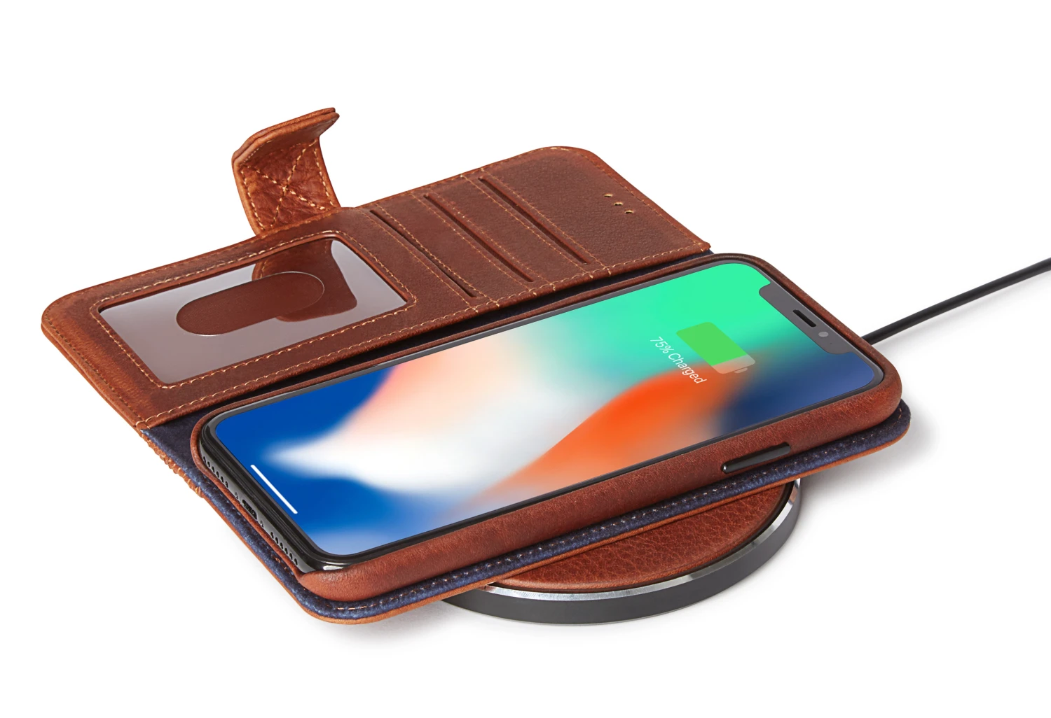 Decoded Leather Wireless Charger
