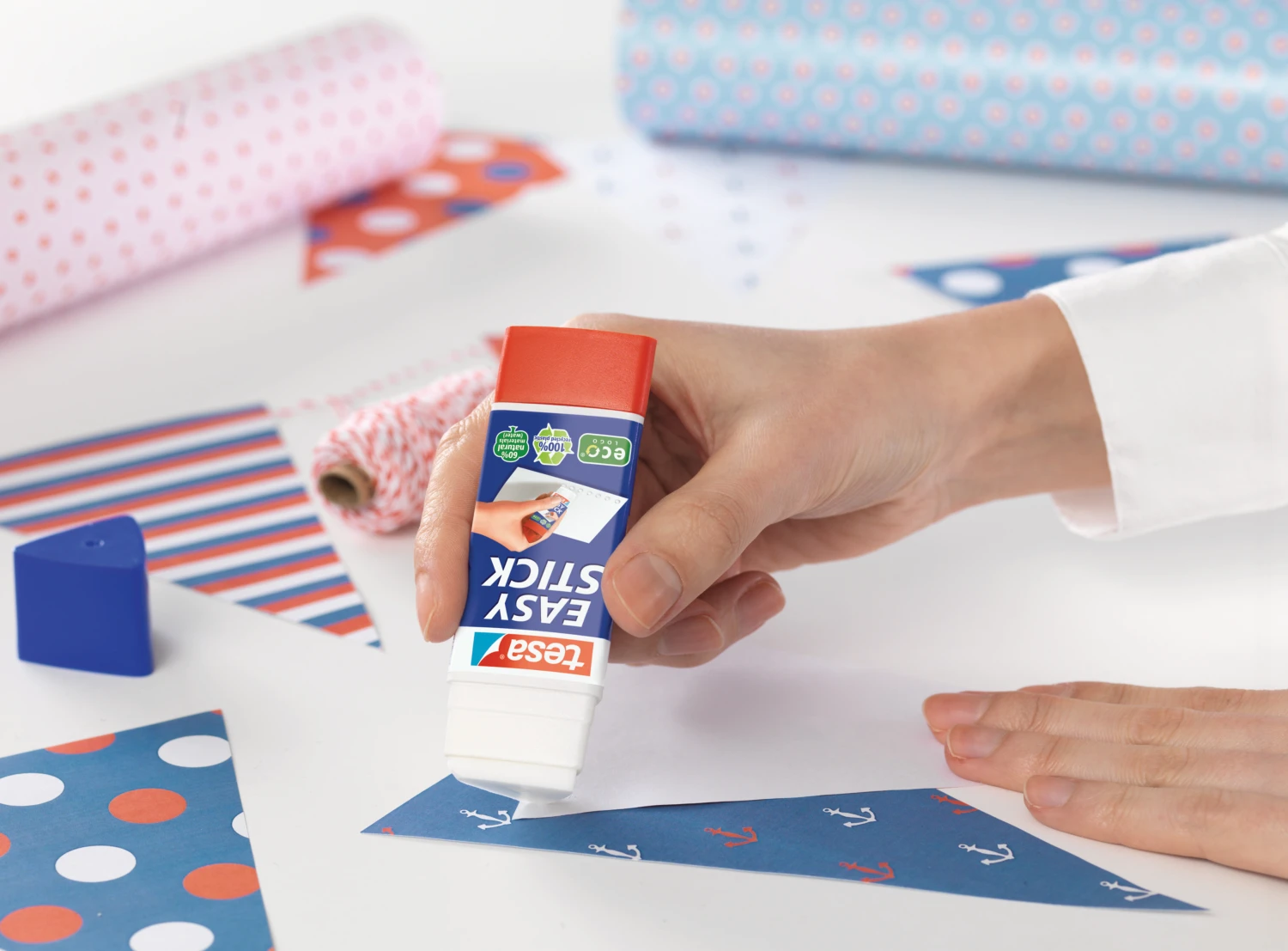 TESA Bâton de colle Easy Stick 12g