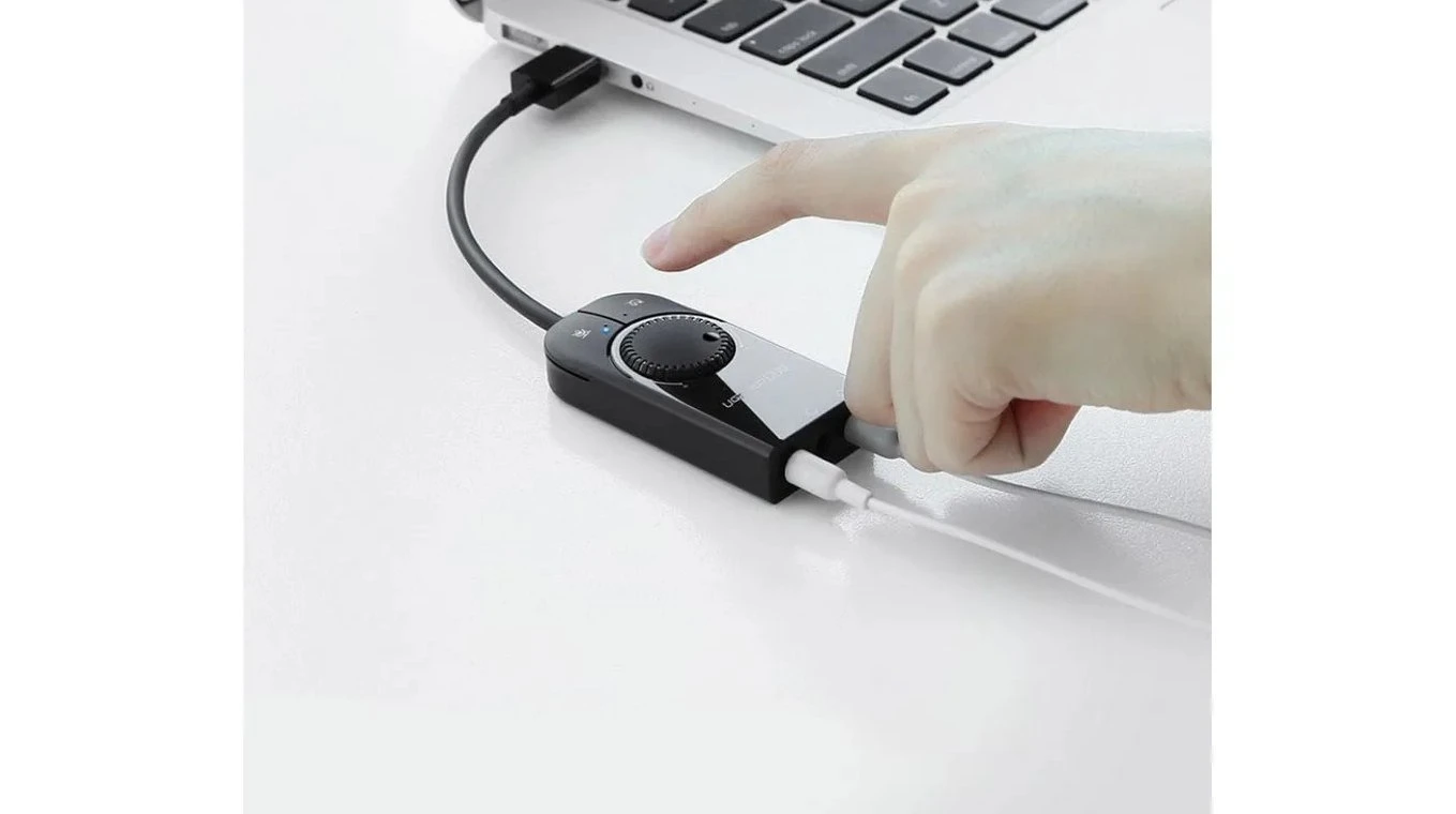 UGREEN External USB Sound Adapter