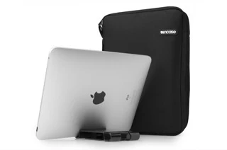 Incase Travel Kit Plus Sac iPads & Tablets 10.5" pouce
