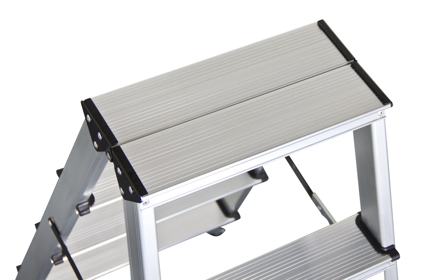 Echelle double à 4 marches, hauteur fermée: 89cm