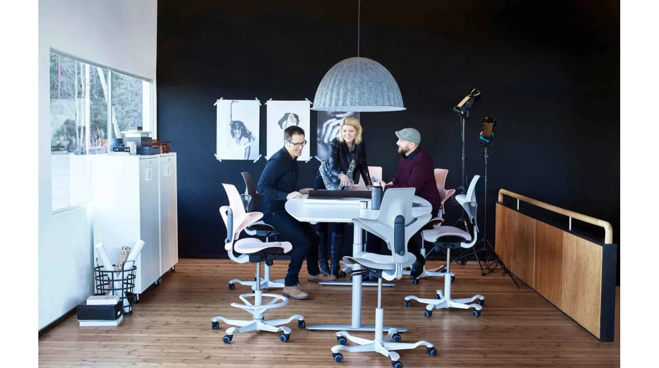 HAG Bürodrehstuhl Capisco PULS 8010