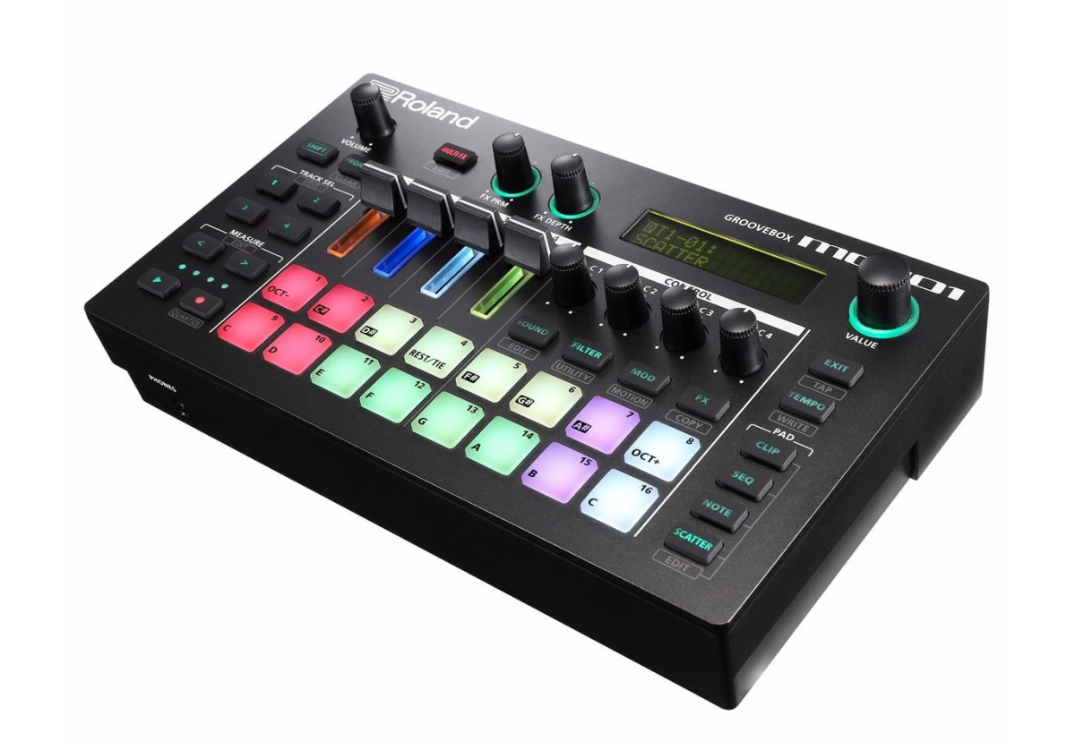 Roland MC-101 Groovebox