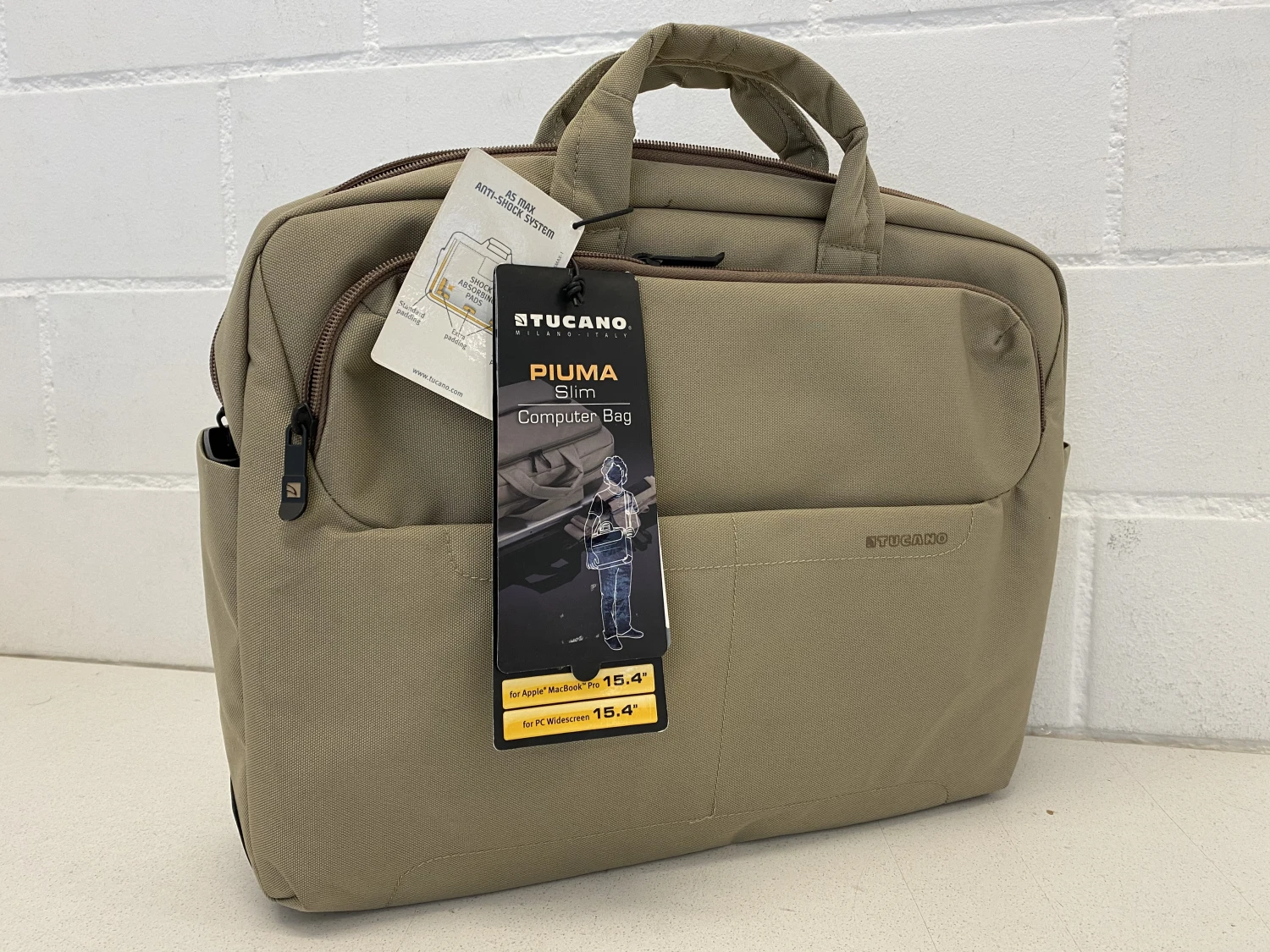 TUCANO Piuma Slim Laptoptasche MacBook 15.4"