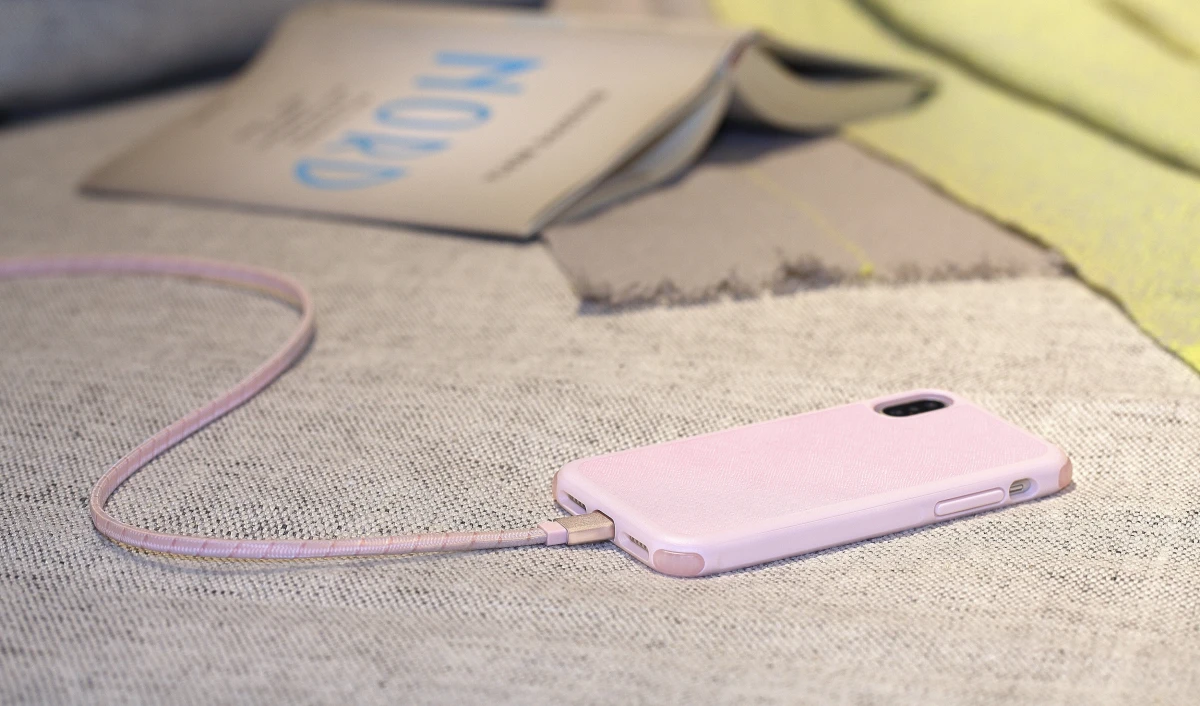 Just Mobile AluCable Flat (tressé) - Lightning 1.2 m