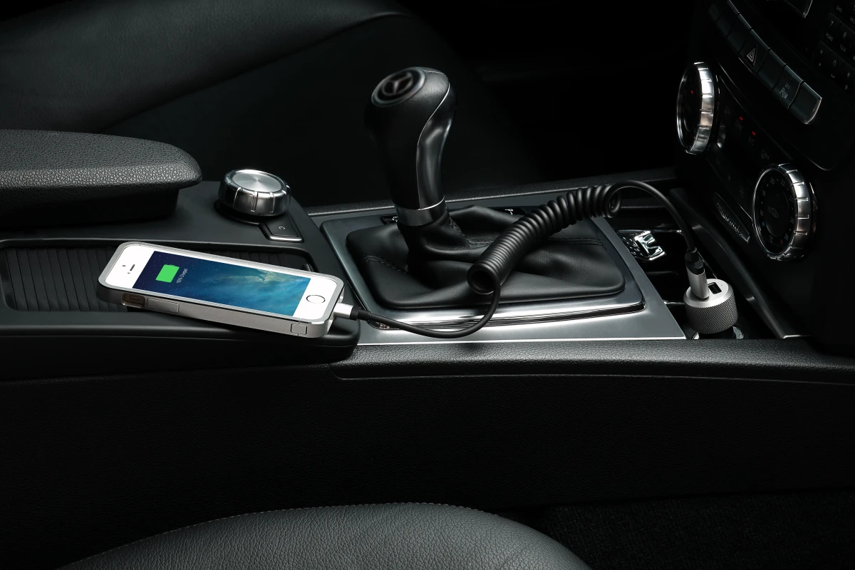 Just Mobile Highway Max Dual-USB Chargeur de voiture