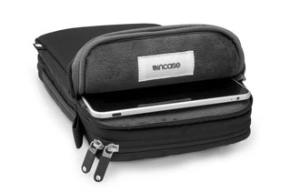Incase Travel Kit Plus Sac iPads & Tablets 10.5" pouce